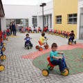 Cmeis oferecem espaços adequados para educação das crianças
