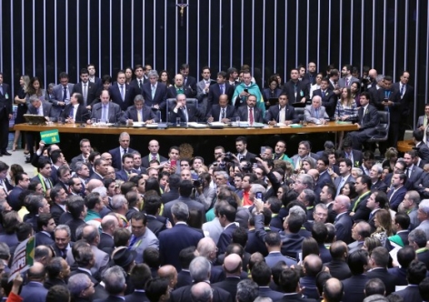 deputados-votacao-pedido-impeachment-dilma-camara-deputados_0010417201693290